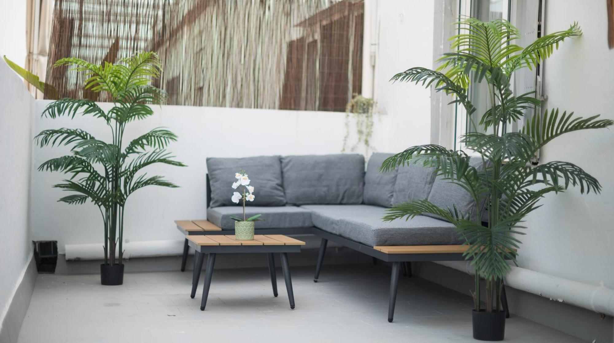 Atico Ispal Con Terraza En Centro Appartement