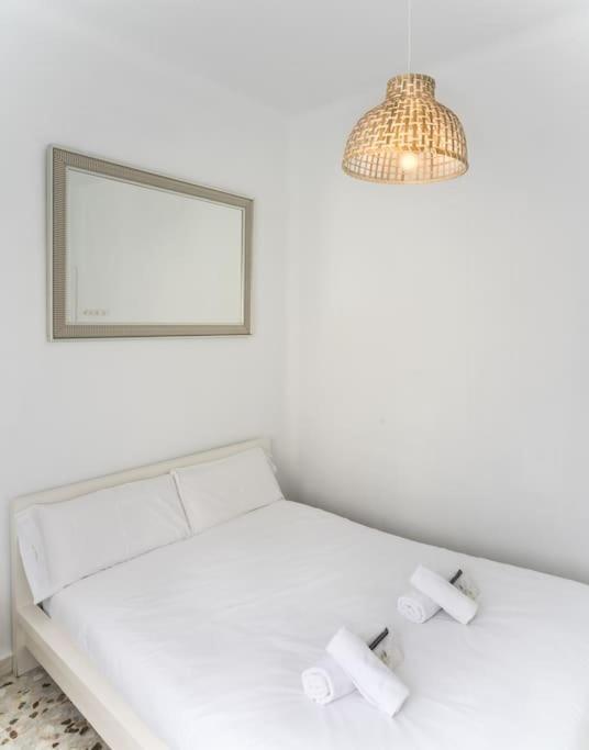 Atico Ispal Con Terraza En Centro Appartement